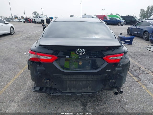 4T1B11HK0JU660482 Toyota CAMRY SE