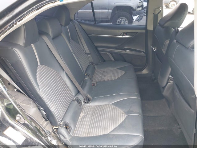 4T1B11HK0JU660482 Toyota CAMRY SE