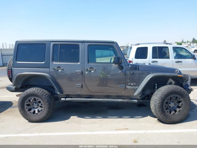 1C4BJWEG8GL217545 Jeep Wrangler Unlimited Sahara