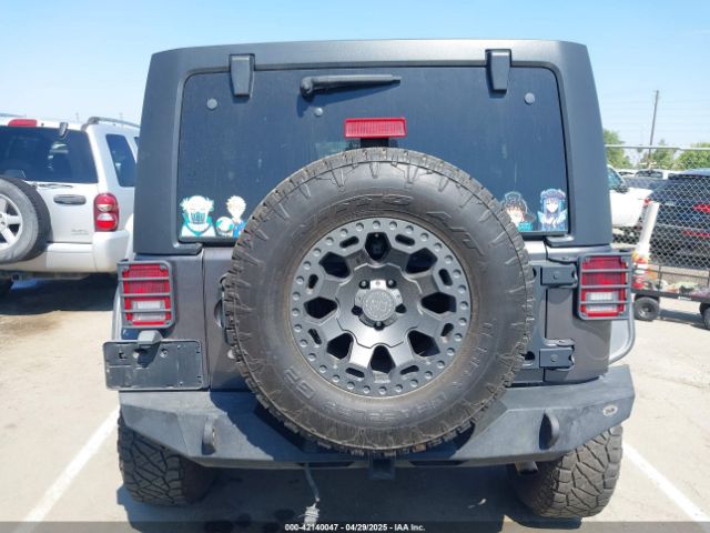 1C4BJWEG8GL217545 Jeep Wrangler Unlimited Sahara