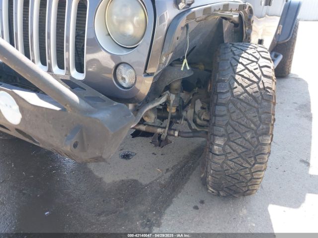 1C4BJWEG8GL217545 Jeep Wrangler Unlimited Sahara