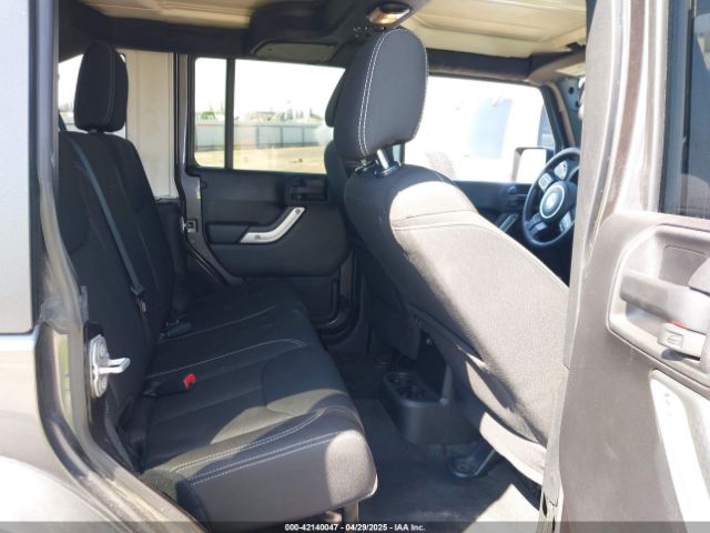 1C4BJWEG8GL217545 Jeep Wrangler Unlimited Sahara