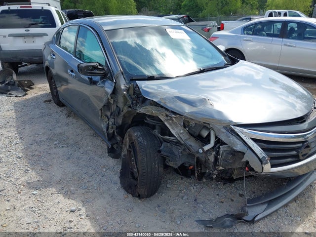 1N4AL3AP2FN388696 Nissan 2015