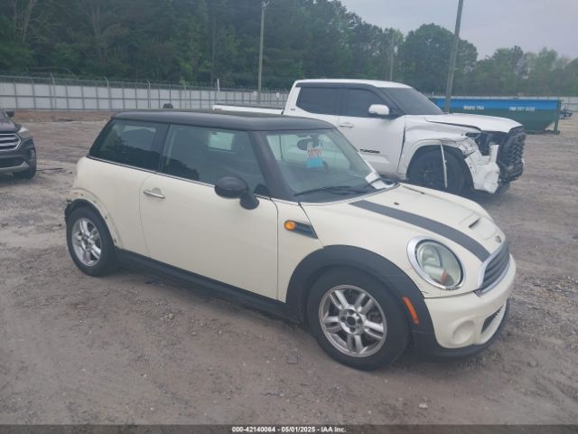 2011 MINI COOPER WMWSU3C52BT096539 Photo 0