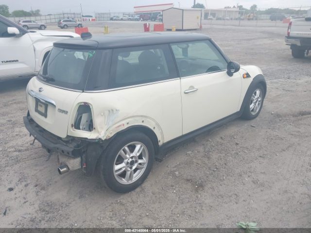 2011 MINI COOPER WMWSU3C52BT096539 Photo 3