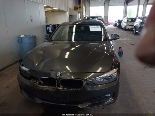 WBA3C3C5XFP664591 BMW 320i Xdrive