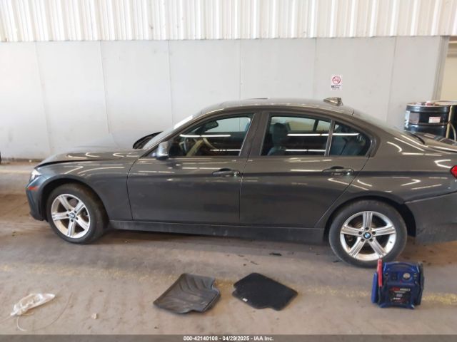 WBA3C3C5XFP664591 BMW 320i Xdrive