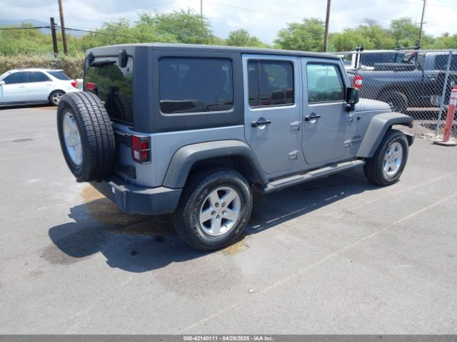 1C4BJWDG7GL109953 Jeep Wrangler Unlimited Sport