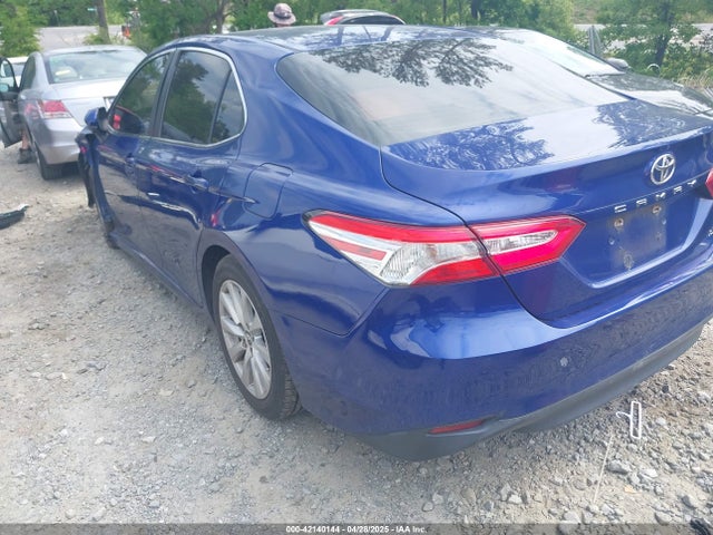 4T1B11HK6JU581897 Toyota CAMRY LE
