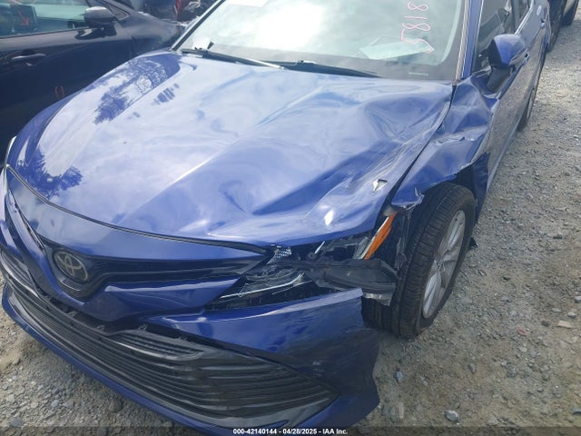4T1B11HK6JU581897 Toyota CAMRY LE