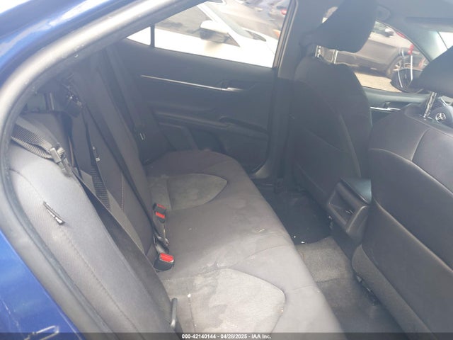 4T1B11HK6JU581897 Toyota CAMRY LE
