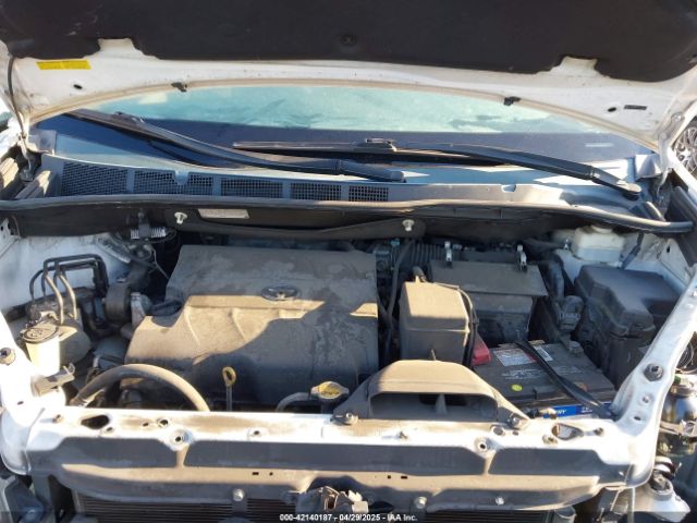 5TDKK3DC9ES460142 Toyota Sienna Le V6 8 Passenger