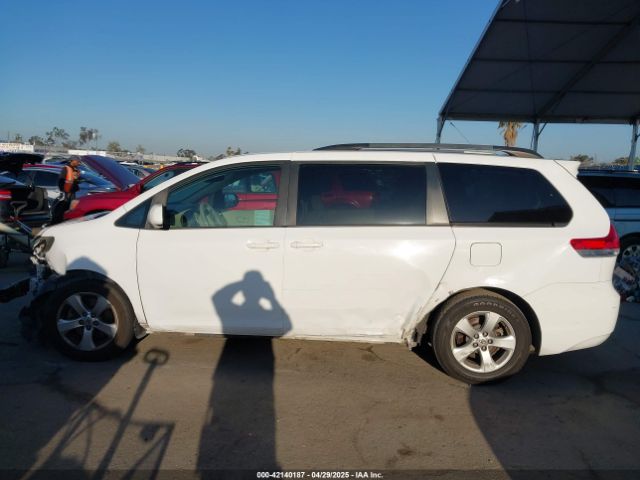 5TDKK3DC9ES460142 Toyota Sienna Le V6 8 Passenger