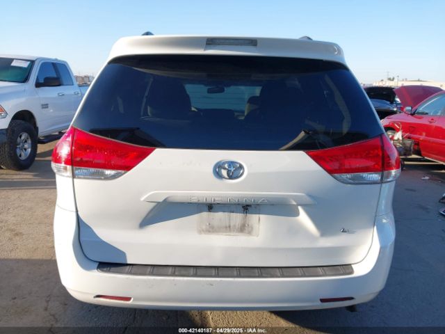 5TDKK3DC9ES460142 Toyota Sienna Le V6 8 Passenger