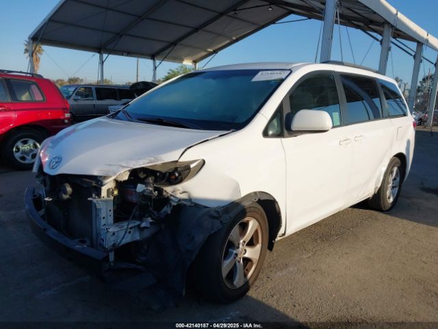 5TDKK3DC9ES460142 Toyota Sienna Le V6 8 Passenger