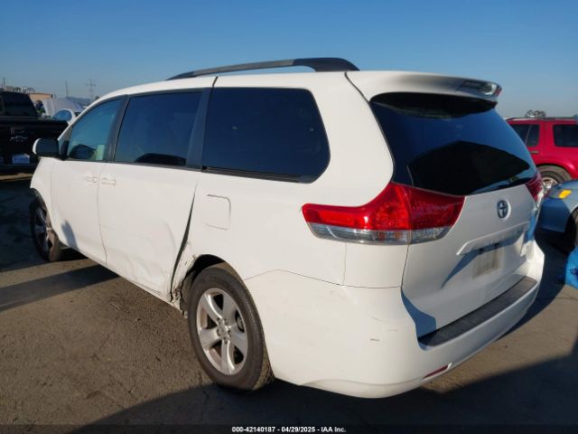 5TDKK3DC9ES460142 Toyota Sienna Le V6 8 Passenger