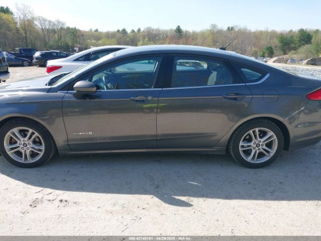 3FA6P0LU6JR119652 Ford Fusion Hybrid Se