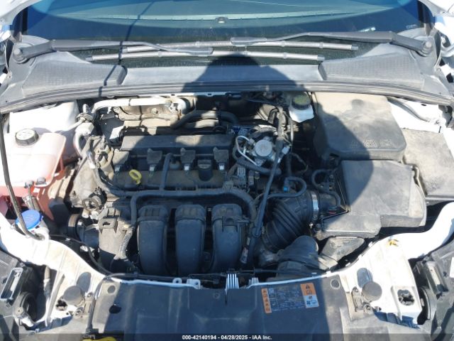 1FADP3K23JL245071 Ford FOCUS SE