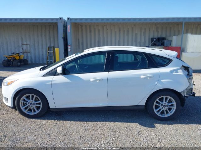 1FADP3K23JL245071 Ford FOCUS SE