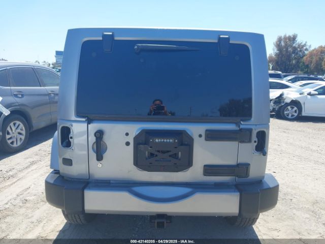 1C4HJWDG5JL839703 Jeep Wrangler Jk Unlimited Sport S 4x4