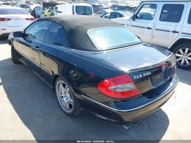 2007 MERCEDES-BENZ CLK 550 WDBTK72F07T079596 Photo 2
