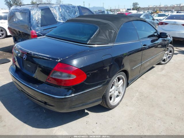 2007 MERCEDES-BENZ CLK 550 WDBTK72F07T079596 Photo 3