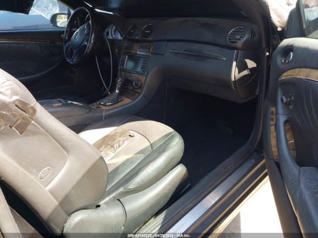 2007 MERCEDES-BENZ CLK 550 WDBTK72F07T079596 Photo 4