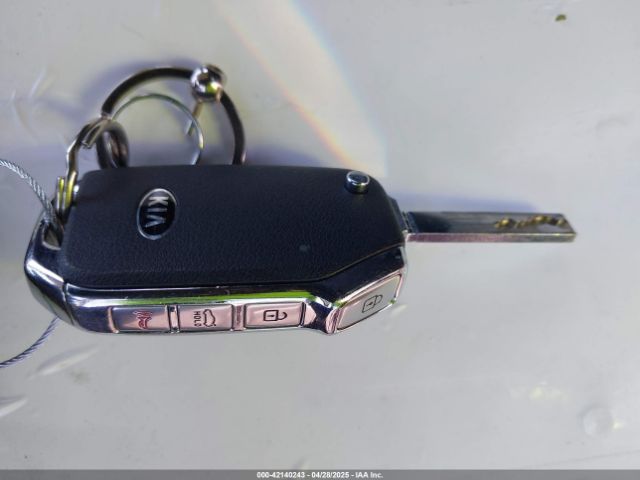 3KPF24AD0ME302981 KIA FORTE FE