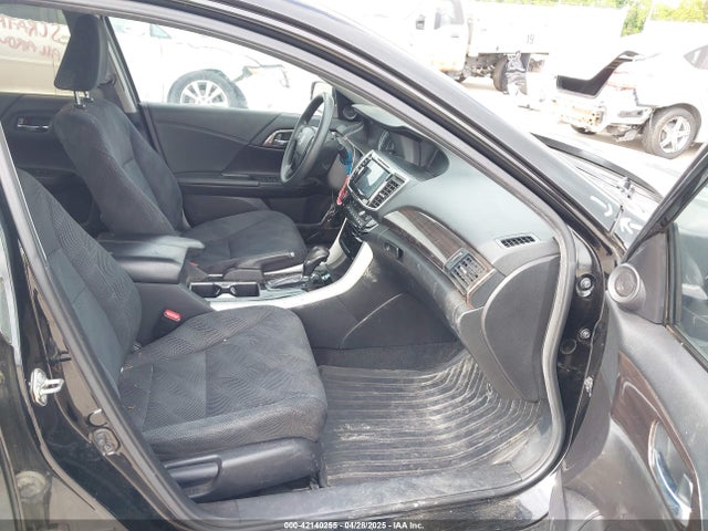 1HGCR2F78HA045861 Honda k24w1
