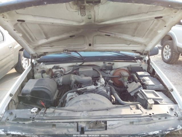 1996 GMC SIERRA 1GTGC24R8TZ544336 Photo 9