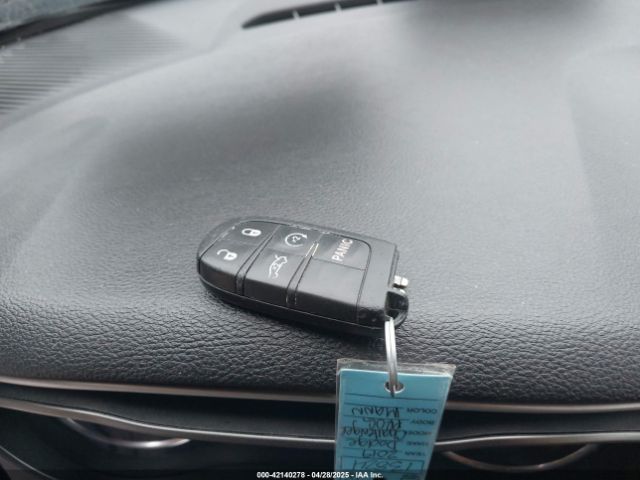 2019 DODGE CHALLENGER 2C3CDZAG6KH759174 Photo 10