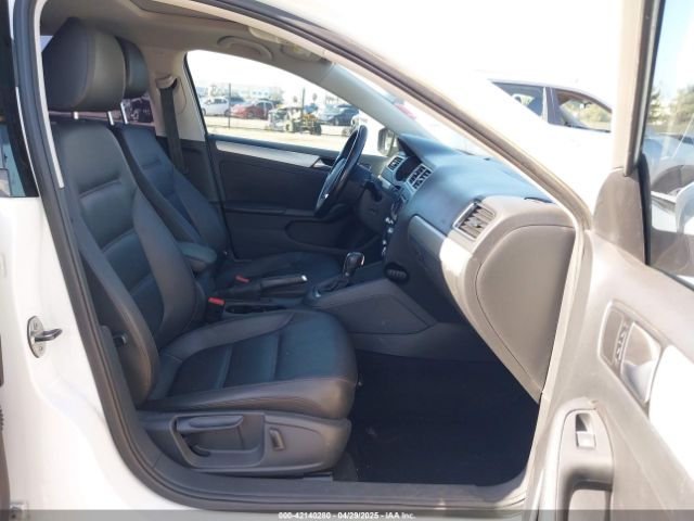 3VWD17AJ8EM336060 Volkswagen Jetta 1.8t Se