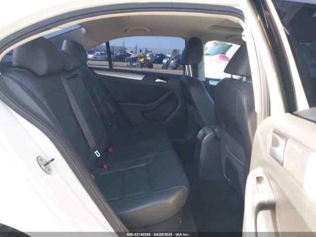 3VWD17AJ8EM336060 Volkswagen Jetta 1.8t Se