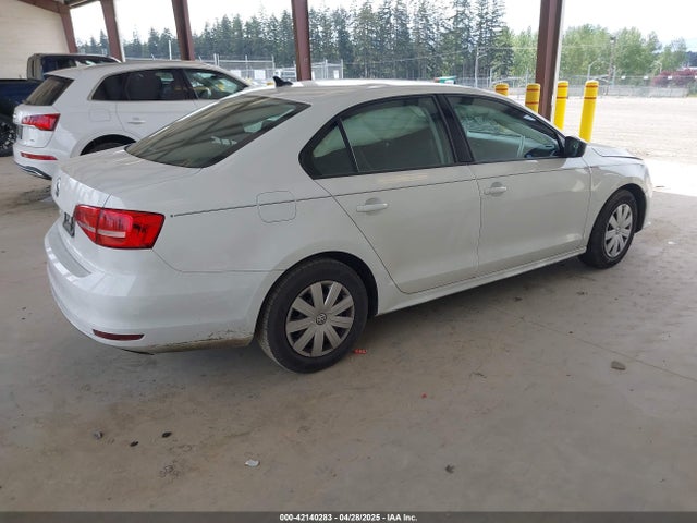 3VW2K7AJ5FM311011 Volkswagen Jetta 2.0l S