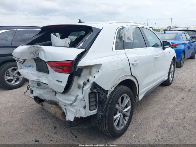 WA1DECF32P1113016 Audi Q3 S Line Premium