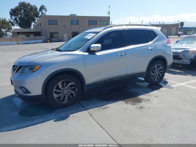 5N1AT2MV5FC865790 Nissan Rogue Sl