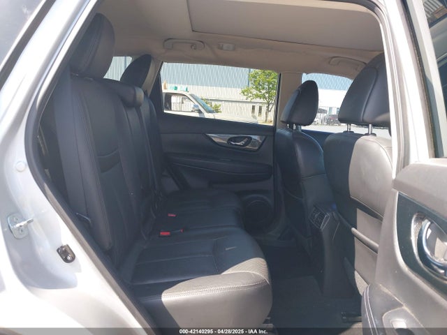 5N1AT2MV5FC865790 Nissan Rogue Sl