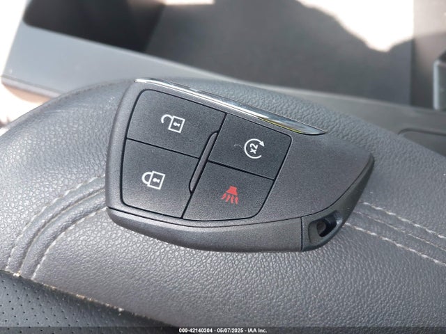 Продажа на аукционе авто 2025 Gmc Sierra 1500 2wd  Short Box Slt, vin: 3GTPHDED1SG178704, номер лота: 42140304