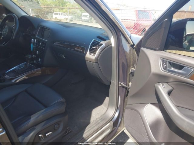 WA1LFBFP4EA006181 Audi Q5 2.0t Premium