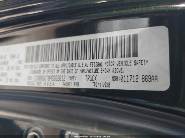 1C6RR6KT9HS662612 RAM 1500 Express  4x2 5'7 Box