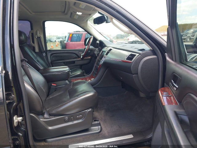 2010 CADILLAC ESCALADE 1GYUCBEFXAR214311 Photo 4