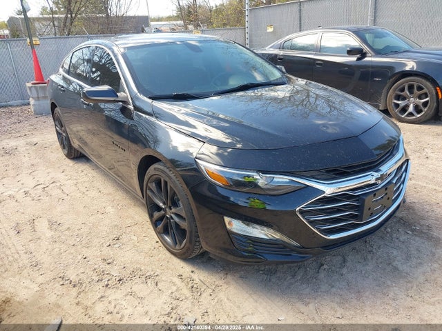 1G1ZD5ST8MF003093 Chevrolet Malibu Fwd Lt