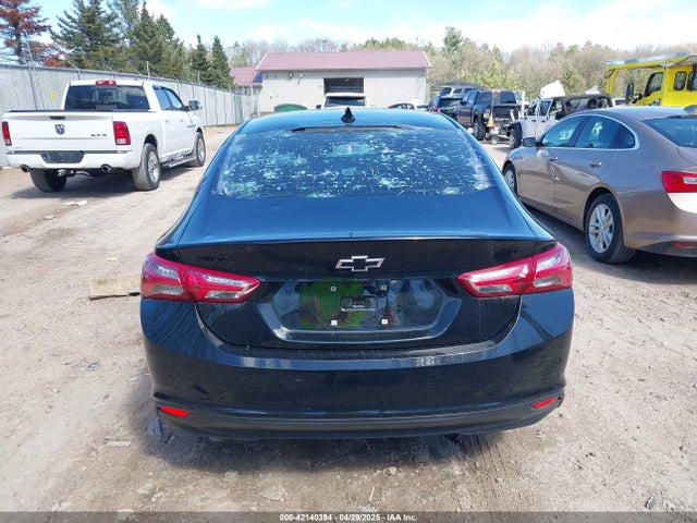 1G1ZD5ST8MF003093 Chevrolet Malibu Fwd Lt