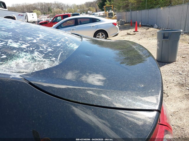 1G1ZD5ST8MF003093 Chevrolet Malibu Fwd Lt