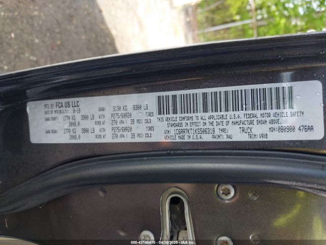 1C6RR7NT8ES218795 RAM 1500 Laramie