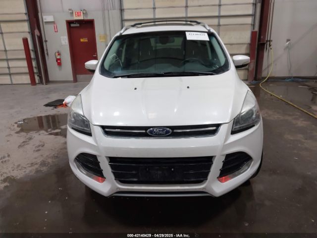 1FMCU9J96EUE50461 Ford Escape Titanium