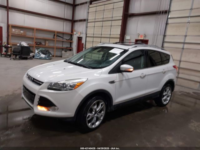 1FMCU9J96EUE50461 Ford Escape Titanium