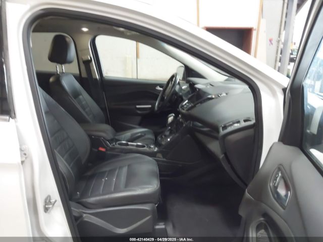 1FMCU9J96EUE50461 Ford Escape Titanium