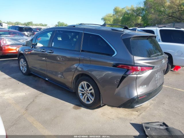 5TDESKFC4RS113702 Toyota Sienna Platinum