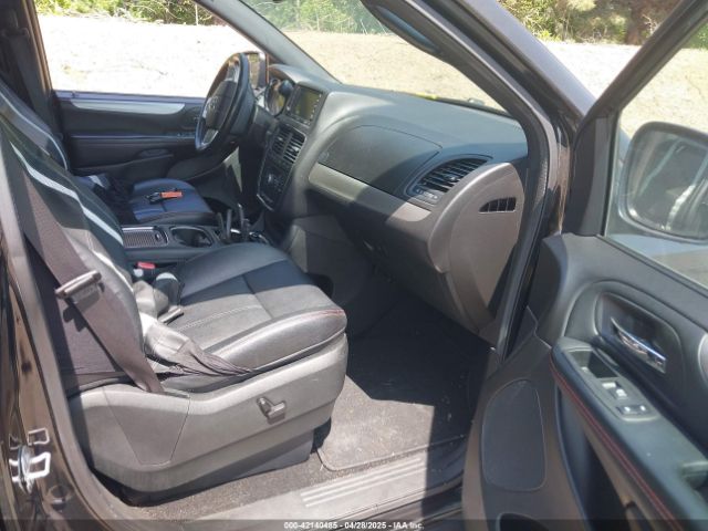 2C4RDGEG4JR284797 Dodge Grand Caravan Gt